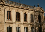 Rénovation du château de Fontségugne reproduction de fenêtres à l'identique